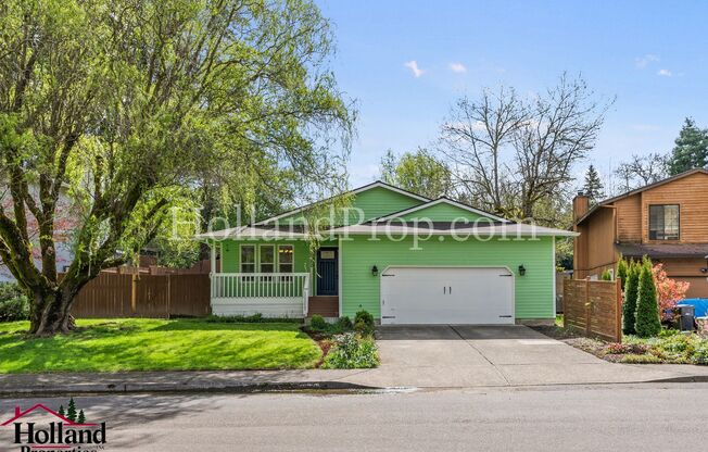 Single level Beautiful home located on Fanno Creek Trail