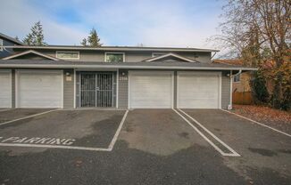 Ground Floor! 3BR Unit in Federal Way