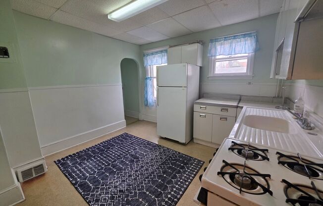 143 -145 Elmendorf St