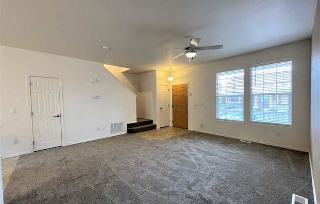 2 beds, 2.5 baths, $1,700