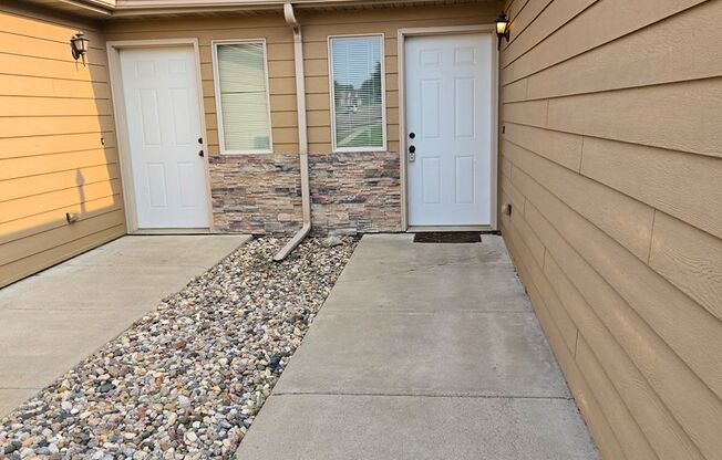Two bedroom 1 1/2 ba., Townhome