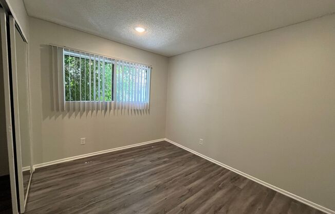 2 beds, 1 bath, 1,000 sqft, $1,898, Unit 120