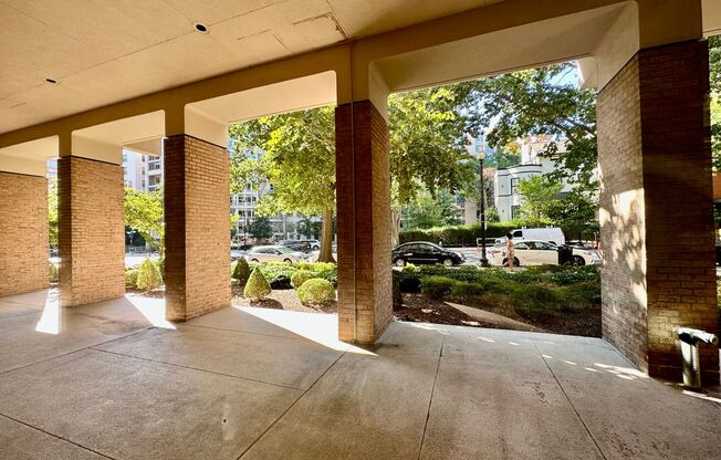1 bed, 1 bath, 600 sqft, $3,100, Unit 0127