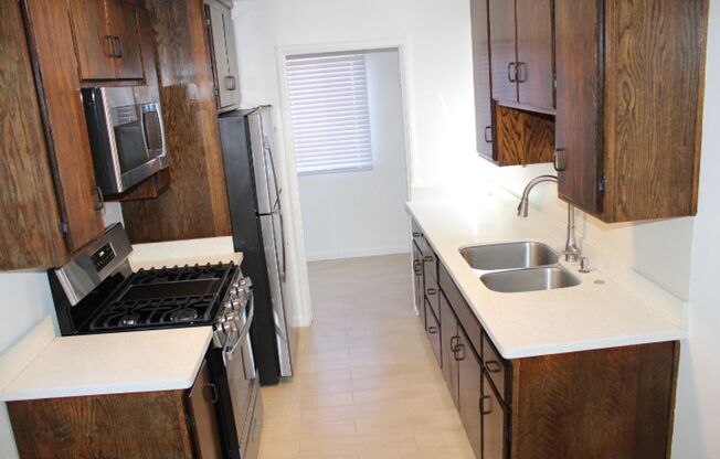 827-837 33rd St., Richmond, CA 94804
