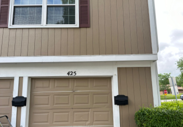 425 FERNWOOD CT