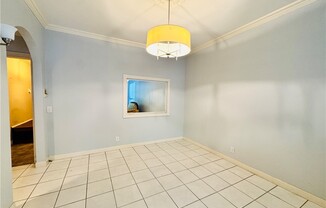 2 beds, 3 baths, 1,614 sqft, $4,000
