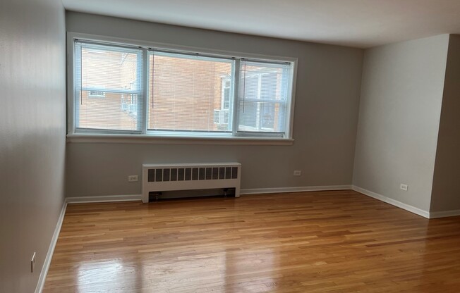 2609 W FITCH AVE