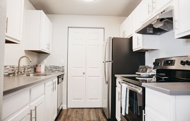 3 beds, 2 baths, 1,250 sqft, $1,695, Unit A101
