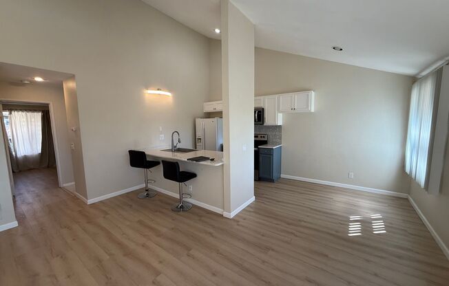 Beautifully upgraded 1 bed 1 bath with utilities included