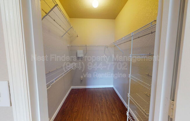 2 beds, 1 bath, 973 sqft, $1,550, Unit 1322