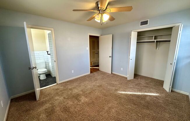 5002 46th 3Bed/2Bath Available Now!