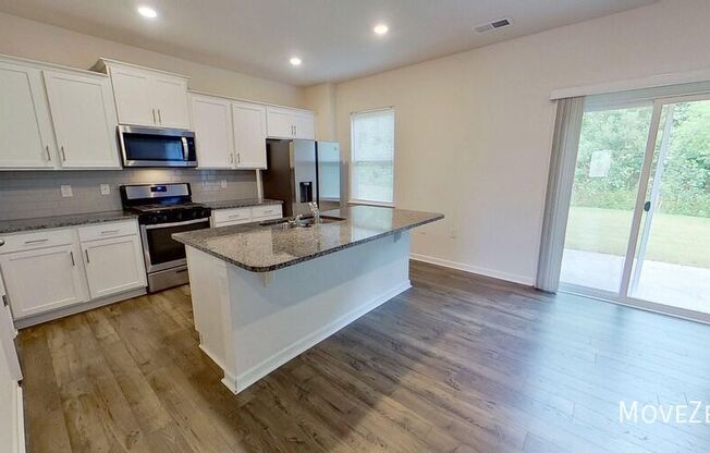 3004 PLATINUM POINTE DR