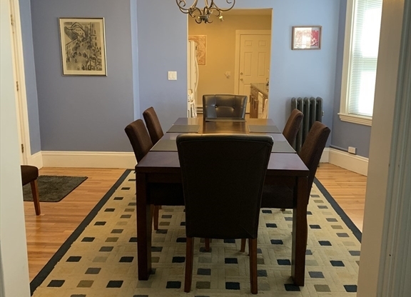 52 BEACON ST