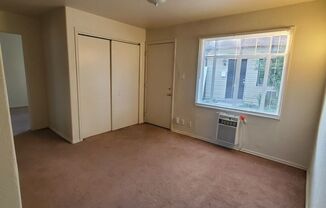 2 beds, 1 bath, 700 sqft, $1,095, Unit 2177-3