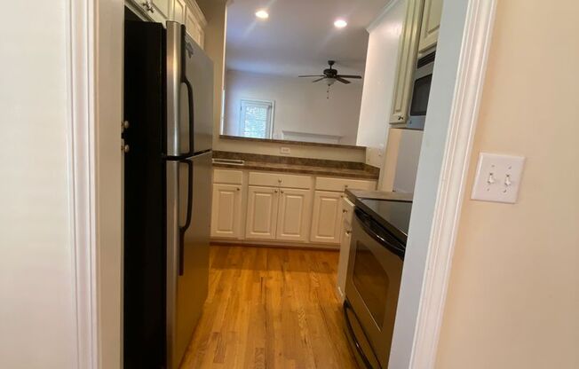 Charming 3-Bedroom Home in Columbia, SC – A Perfect Blend of Comfort and Convenience!