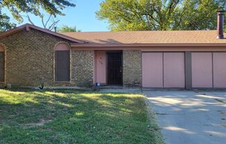 3700 Brambleton Place, Arlington, TX 76119