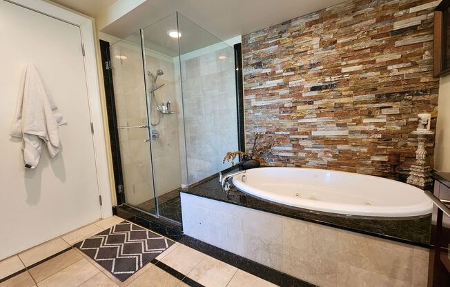 1 bed, 1 bath, $2,175, Unit #1006
