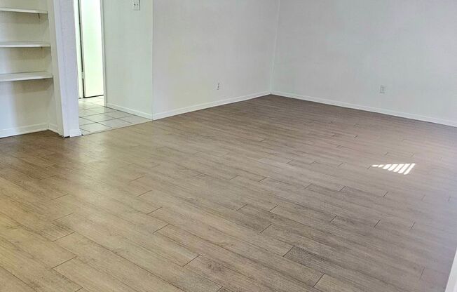 2 beds, 1 bath, 900 sqft, $1,145, Unit ELP2202-333