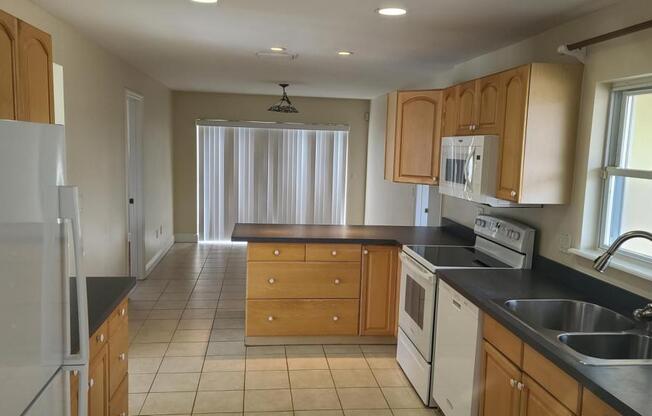 1101 SIOUX DR