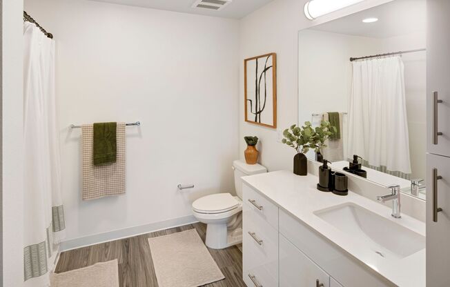 1 bed, 1 bath, 580 sqft, $1,465, Unit 203