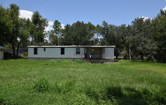 2 Bedroom 1 Bath Mobile Home For rent at 5101 N. Kaliga Drive St. Cloud FL 34771.