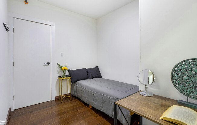 47 E 129 ST