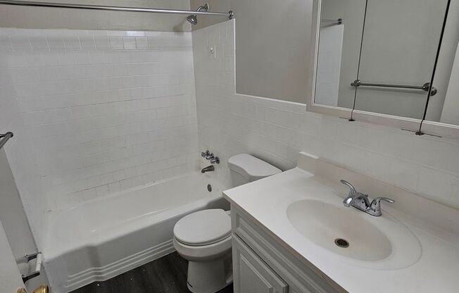 2 beds, 1.5 baths, 900 sqft, $1,410, Unit 234-A