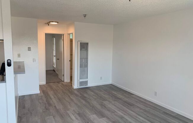 11610 Oxford Avenue - ADW