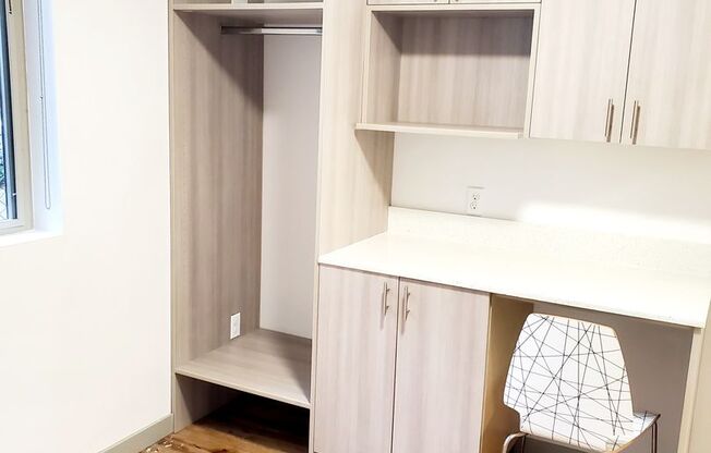 Studio, 1 bath, 167 sqft, $999, Unit B003
