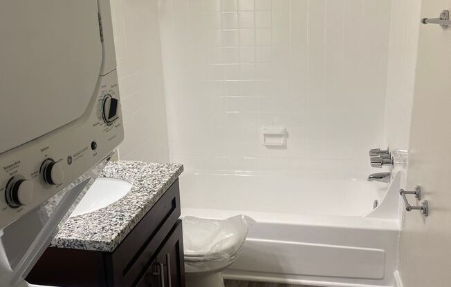 1 bed, 1 bath, 723 sqft, $1,850, Unit 5331 #3