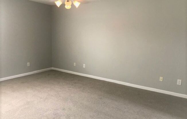 Townhome close to Priest Lake in Donelson
