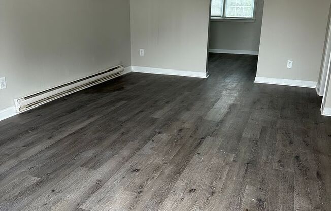 2 beds, 1.5 baths, 950 sqft, $1,100, Unit 621 Key Street, Unit #2