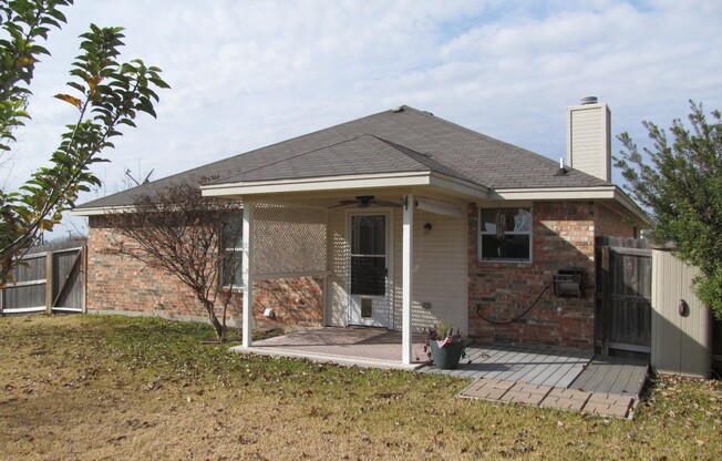 3 beds, 2 baths, $1,575