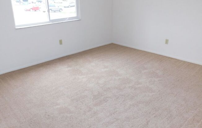 1 bed, 1 bath, 637 sqft, $850, Unit 02 - 202
