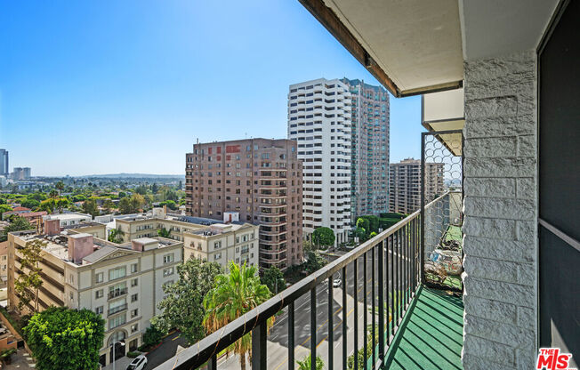 2 beds, 2 baths, 1,037 sqft, $4,500, Unit 1412