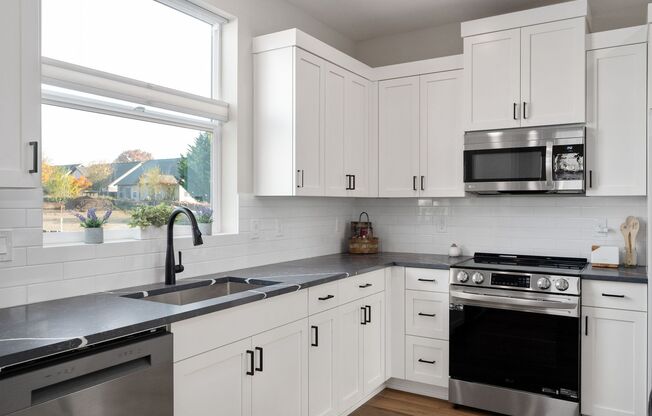 2 beds, 2.5 baths, 1,080 sqft, $2,199, Unit 2812