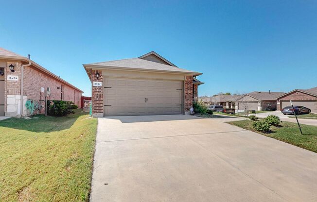 Beautifully Maintained Brick Home in Wildcat Ranch with Upgraded Features and Prime Location