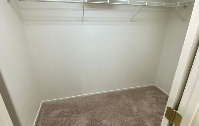 3 beds, 2.5 baths, $1,975
