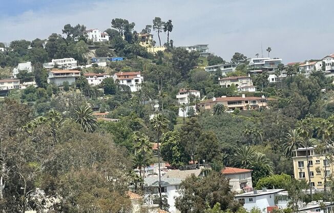 2 beds, 2 baths, 1,377 sqft, $4,900, Unit 702