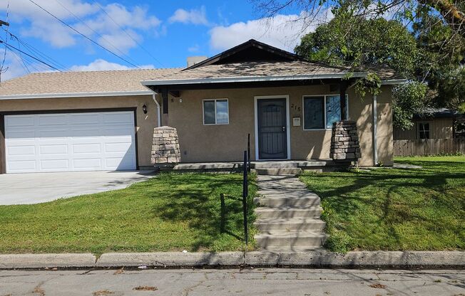 Charming 2 Bedroom 2 Bath Home Near Downtown Modesto