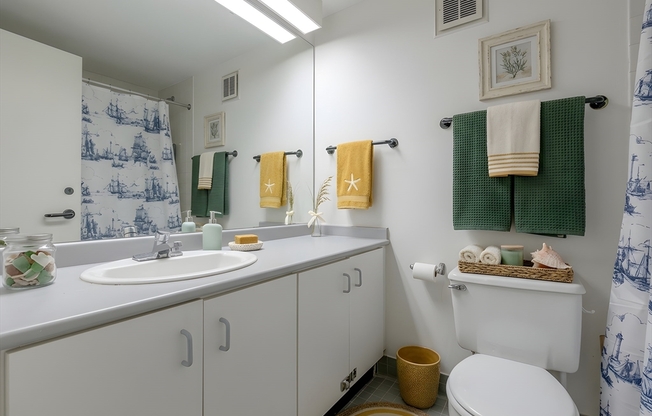 Studio, 1 bath, 465 sqft, $2,700, Unit 214