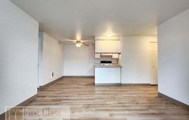 Minter Bridge Square