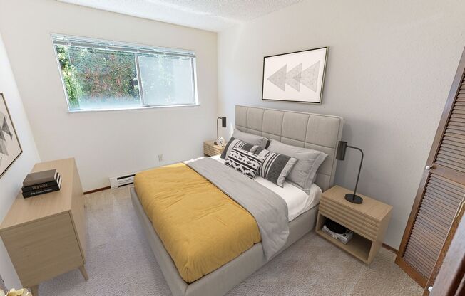 13202 JUST BLOCKS TO CARKEEK PARK AND CENTRALLY LOCATED