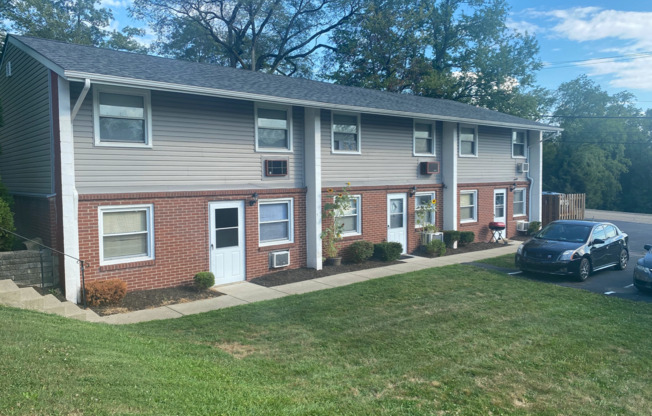 Townhouse Square Apartments - (White Glove)