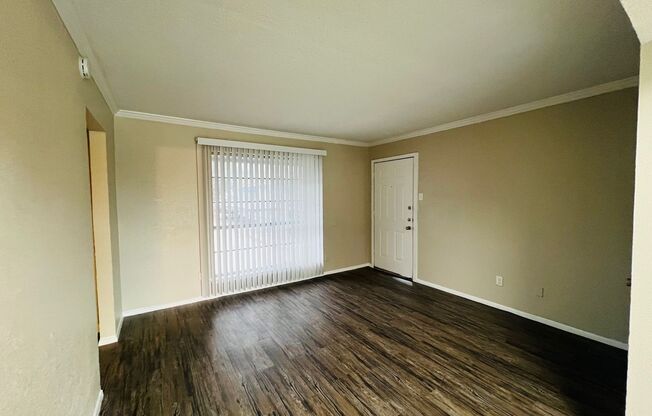 1 bed, 1 bath, 600 sqft, $1,225, Unit 1-210