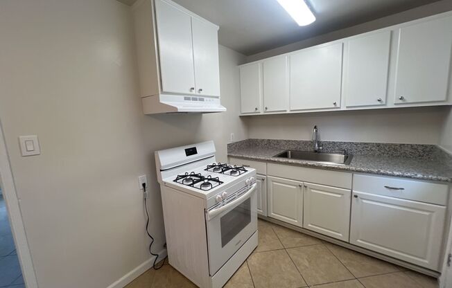 1 bed, 1 bath, 500 sqft, $1,795