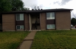 2 beds, 1 bath, 900 sqft, $1,300, Unit 1