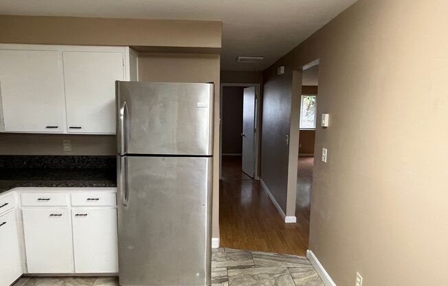 2 beds, 1 bath, $1,450