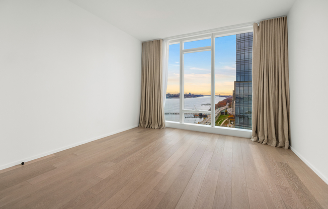 3 beds, 3.5 baths, 1,823 sqft, $26,000, Unit 29B