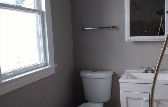 1413-15 HOWARD STREET